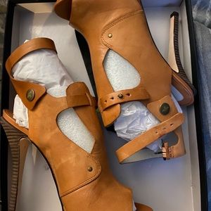 Creative recreation Select Stiletto Sandals